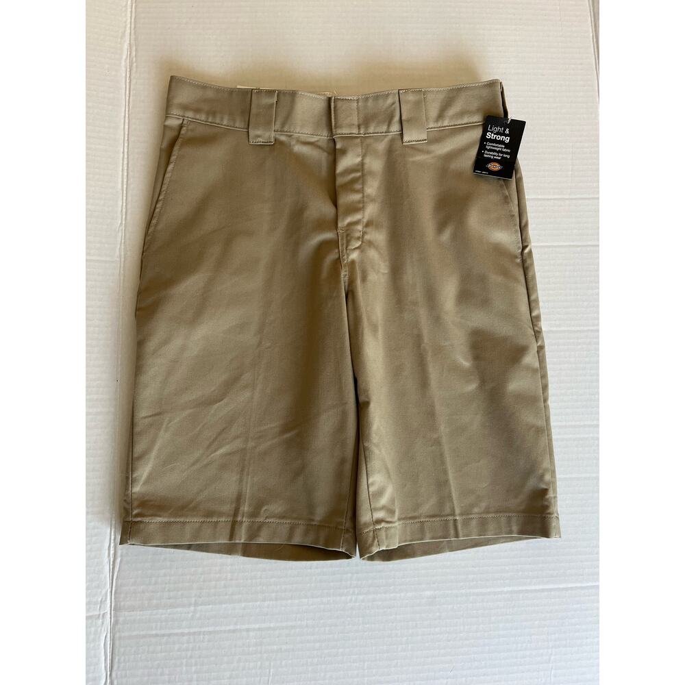 NWT Dickies Men’s Regular Fit 11” Inseam Tan Beige Work Shorts Flex Fabric Sz 32